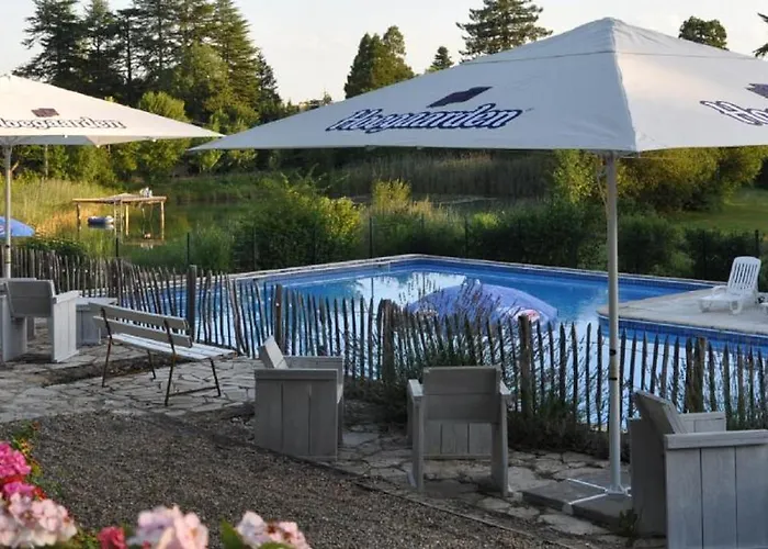 Glamping Dordogne דוביל